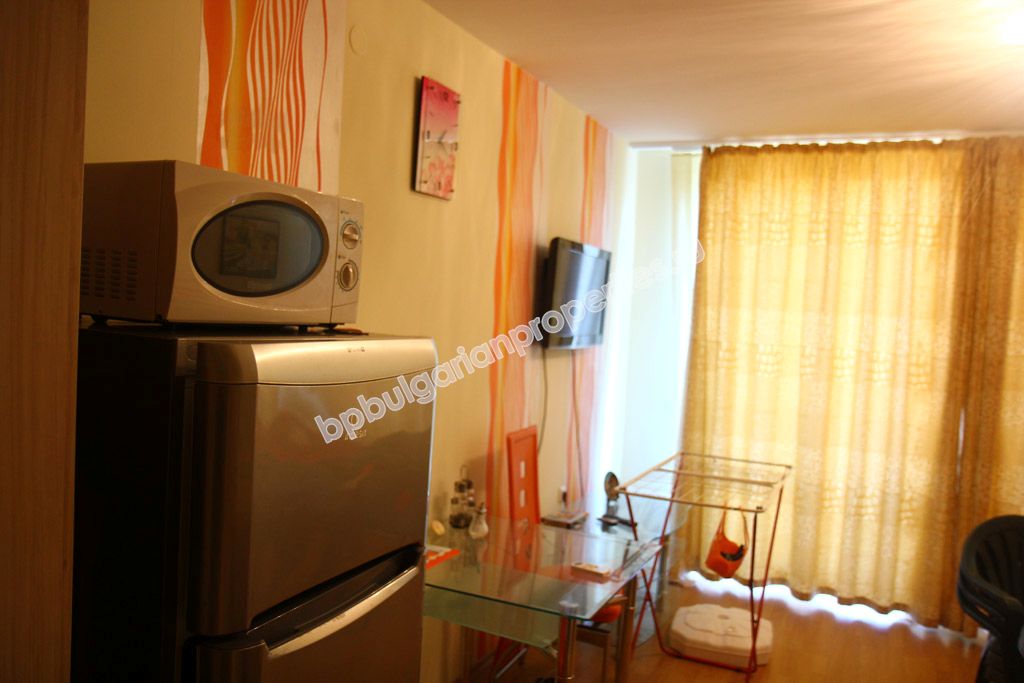 Меблированная студия близко к морю на продажу в курорте Солнечный Берег