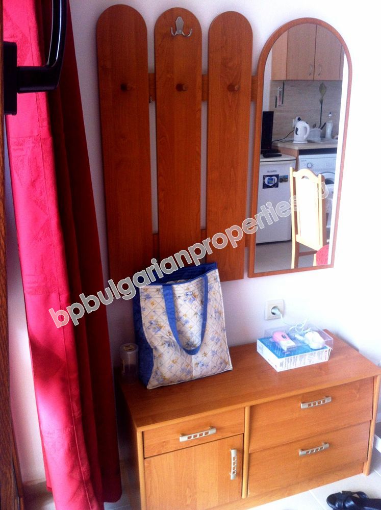 Меблированная однокомнатная квартира на продажу в курорте Солнечный Берег