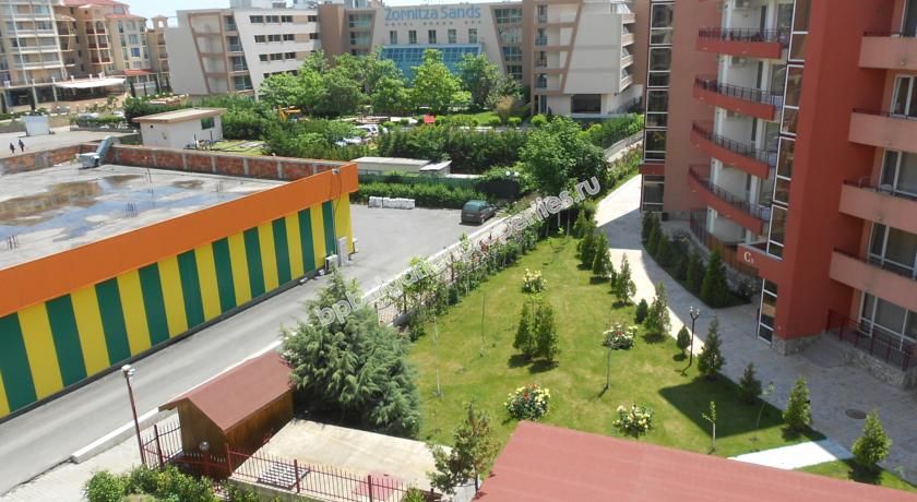 Меблированная студия близко к пляжу на продажу в курорте Елените