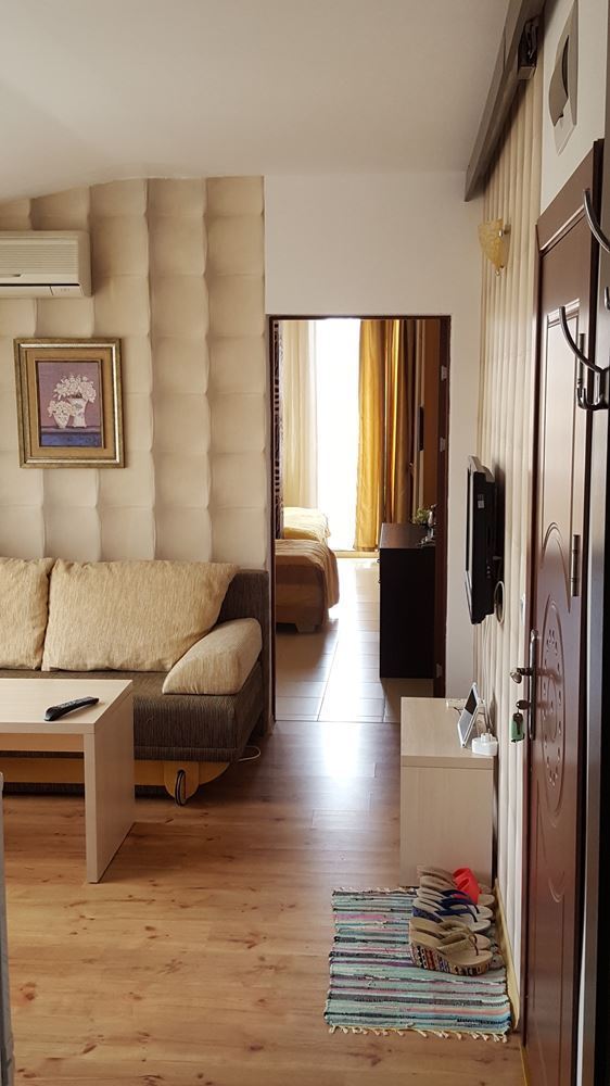 Выгодная квартира-люкс  для инвестиции в центре Солнечного Берега