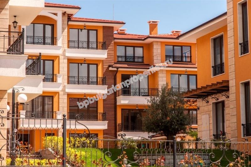 Недвижимостьв элитном комплексе близко от моря на Солнечном Берегу