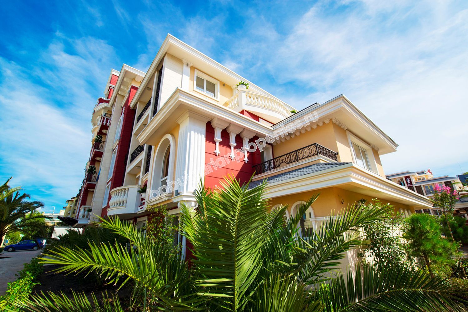 Шикарные квартиры на продажу в новом комплексе в курорте Солнечный берег