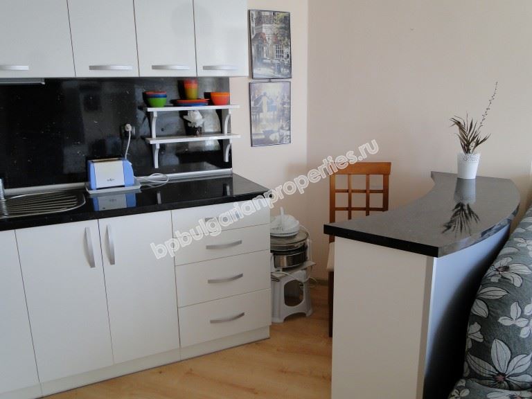 Меблированные апартаменты-люкс в закрытом комплексе в Обзоре Меблированные апартаменты-люкс в закрытом комплексе в Обзоре