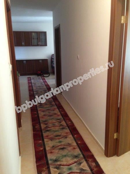 Меблированная квартира с двумя спальнями на Солнечном Берегу по выгодной цене!