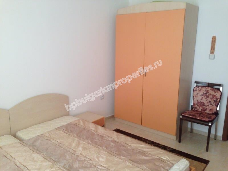 Меблированная квартира с двумя спальнями на Солнечном Берегу по выгодной цене!