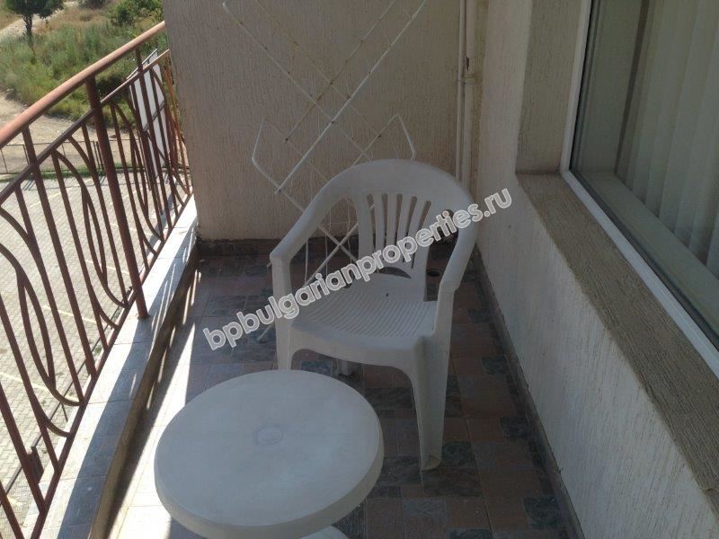 Меблированная квартира с двумя спальнями на Солнечном Берегу по выгодной цене!