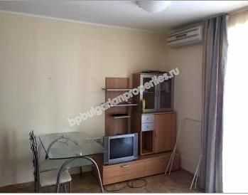 Обставленная однокомнатная квартира на продажу до пляжа в курорте Равда