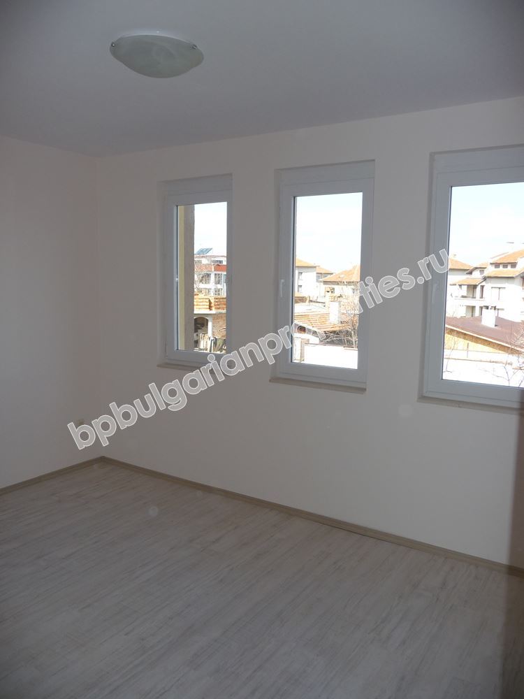 Трехэтажные дома-таунхаусы по выгодной цене в городе Черноморец