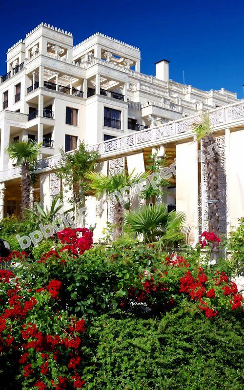 Люксовые квартиры с видом на море до пляжа в курорте Золотые пески