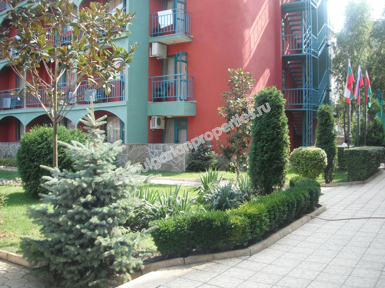 Выгодная вторичка - дешевая студия в центральной части Солнечного Берега