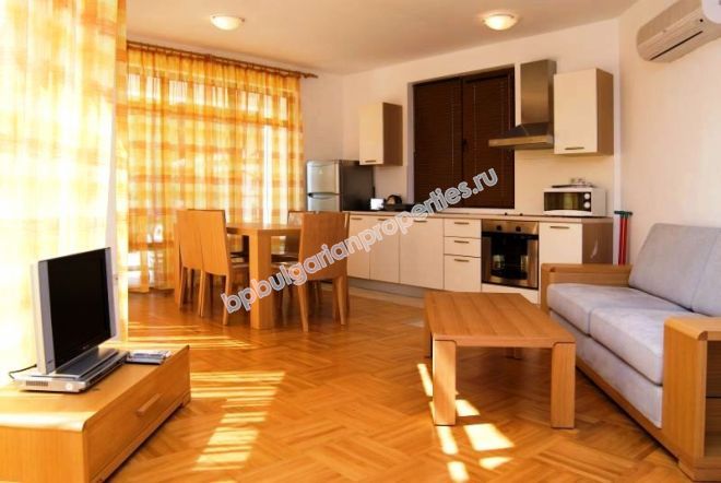 На продажу люксовые виллы в новом комплексе недалеко от моря