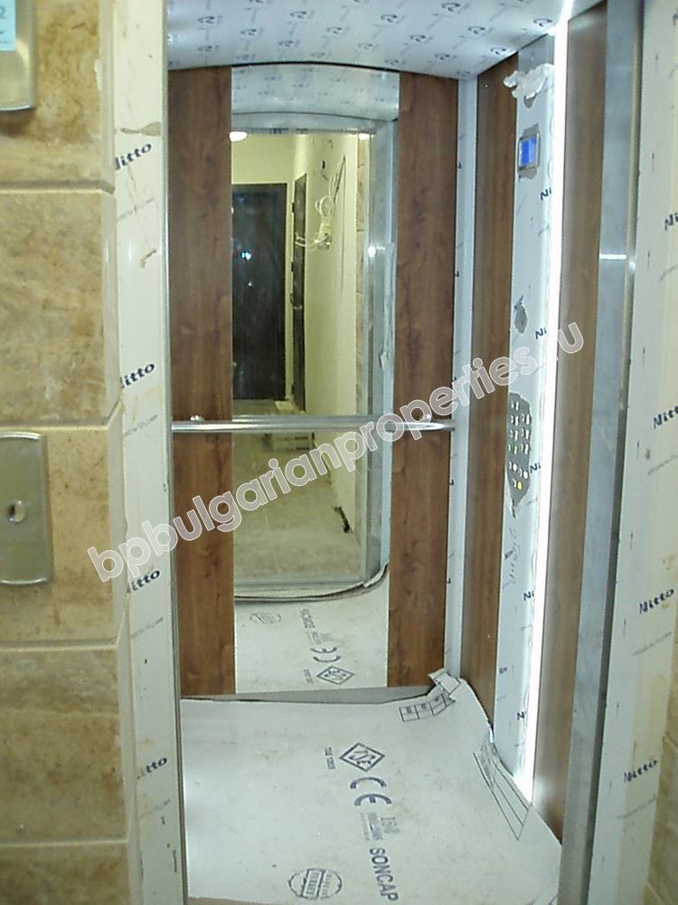 Элитная жилая недвижимость в Болгарии. Квартиры в новом жилом доме в Поморие