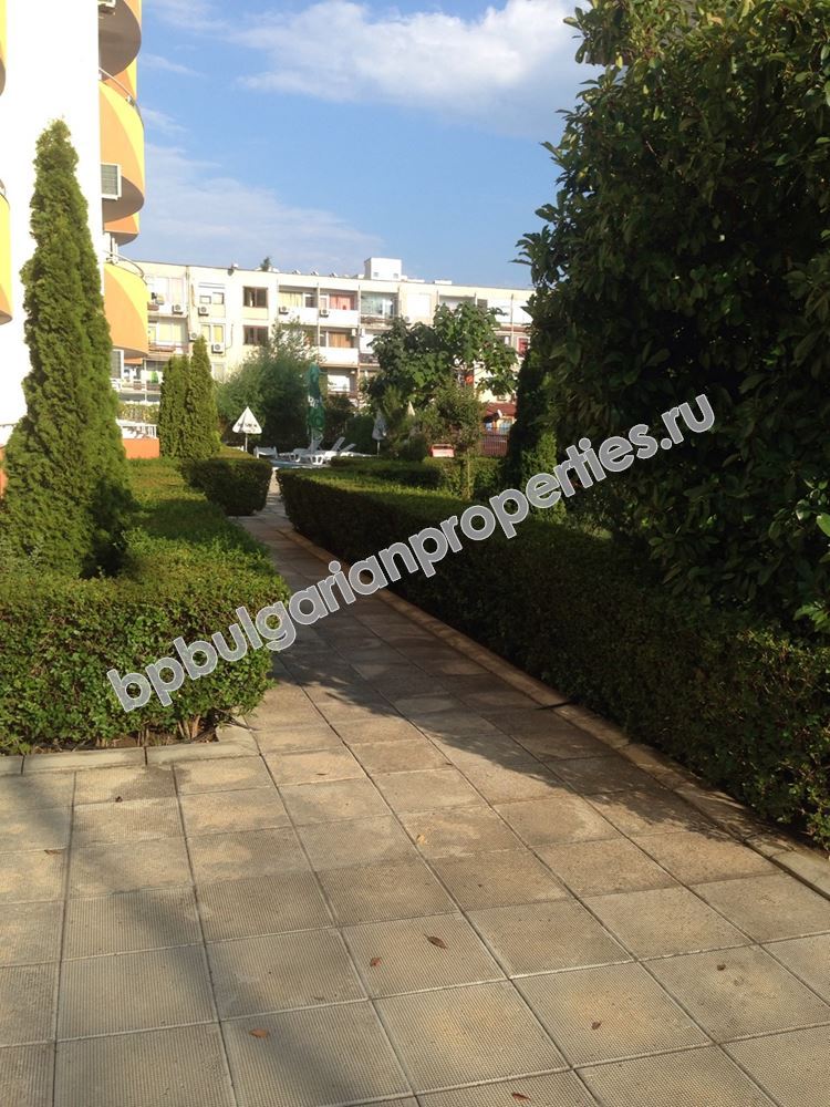 Выгодная студия для инвестиции в центре Солнечного Берега