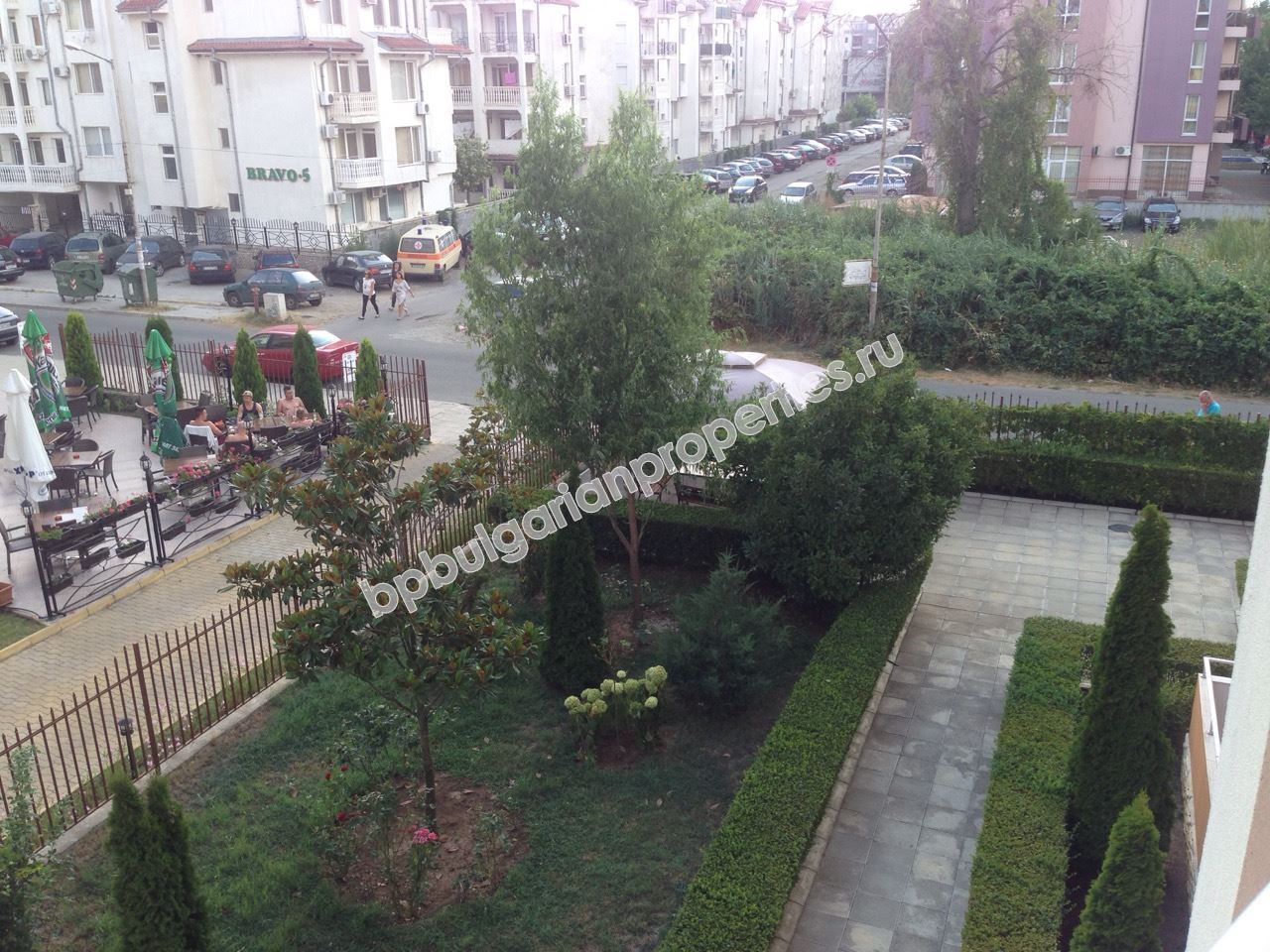 Выгодная студия для инвестиции в центре Солнечного Берега