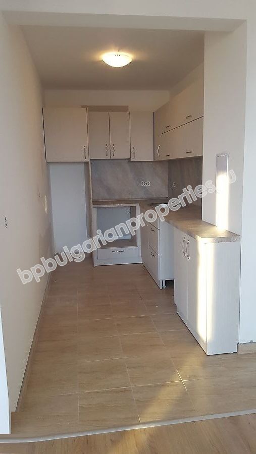 Новый двухэтажный дом с мебелью всего в 10 км от моря, обл. Бургас