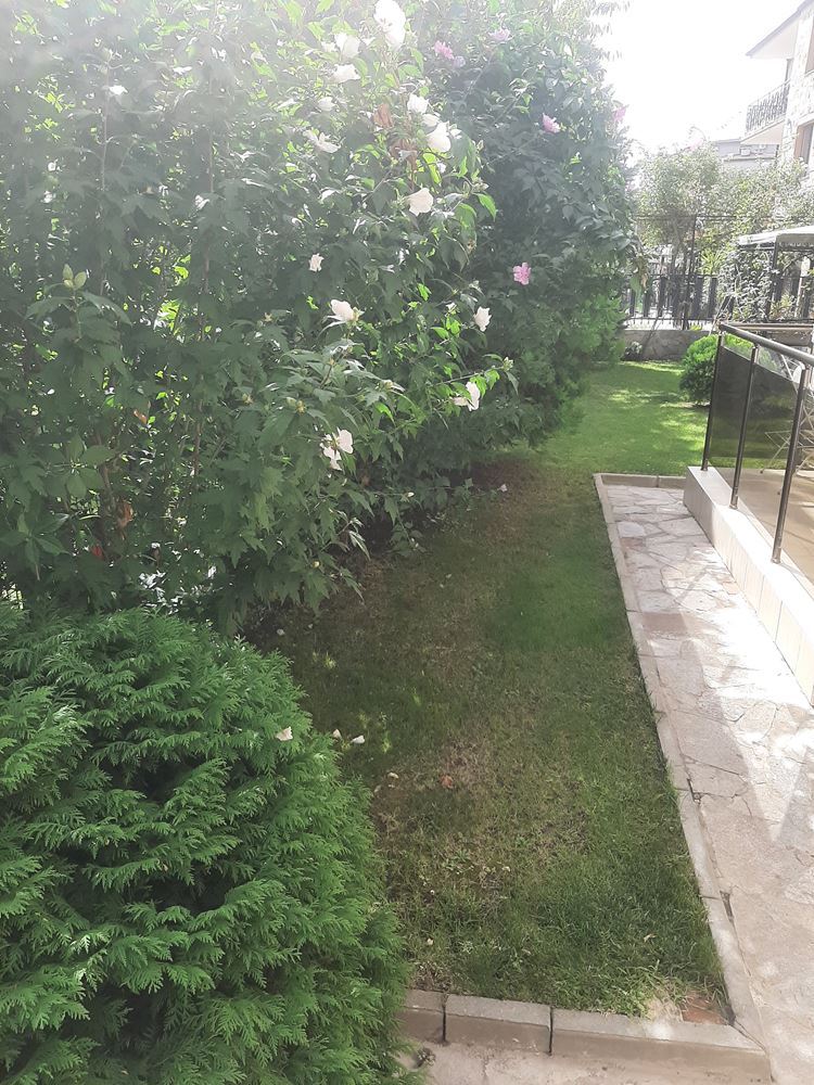 Меблированная квартира в комплексе для круглогодичного проживания в Равде