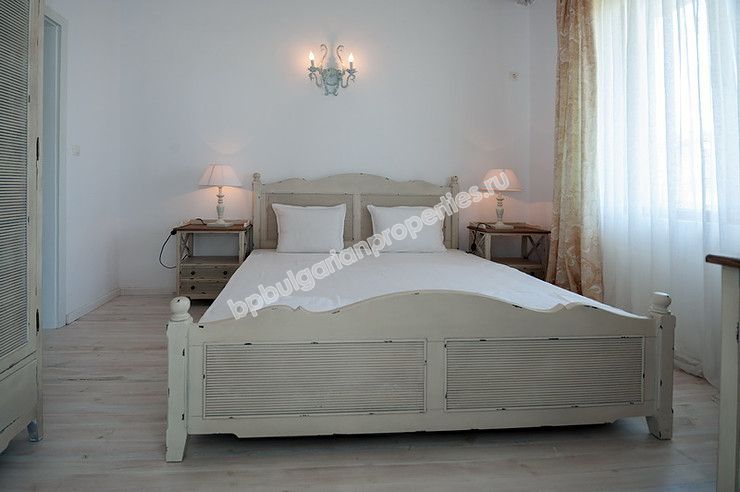 Шикарные дома с видом на море на продажу в курорте Лозенец