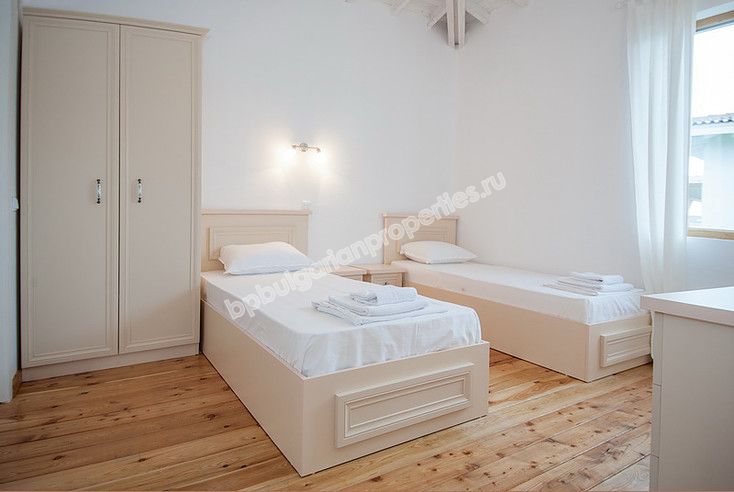 Шикарные дома с видом на море на продажу в курорте Лозенец