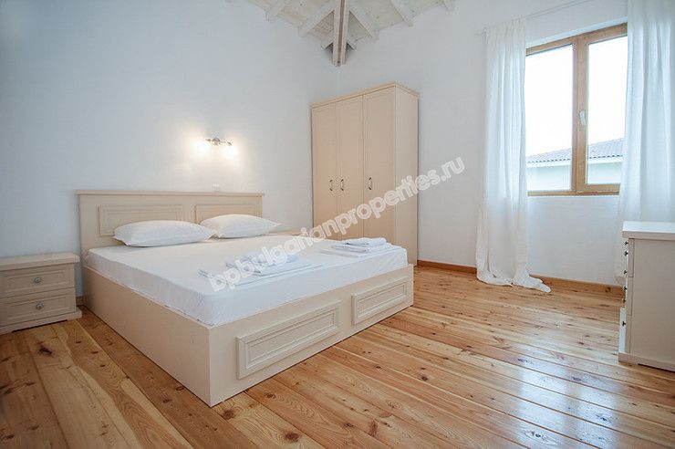 Шикарные дома с видом на море на продажу в курорте Лозенец