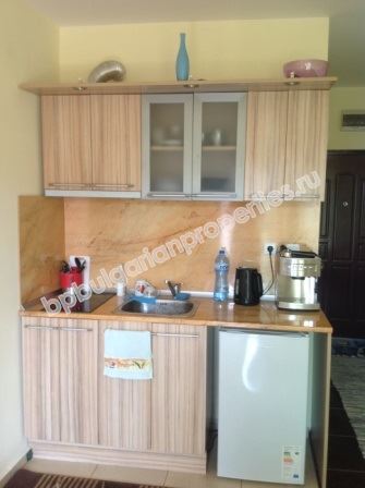 Студия в закрытом комплексе близко от Солнечного Берега НЕДОРОГО!