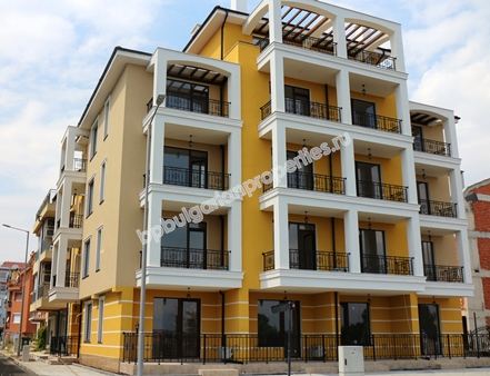 Новая меблированная студия на продажу близко к пляжу в городе Несебр