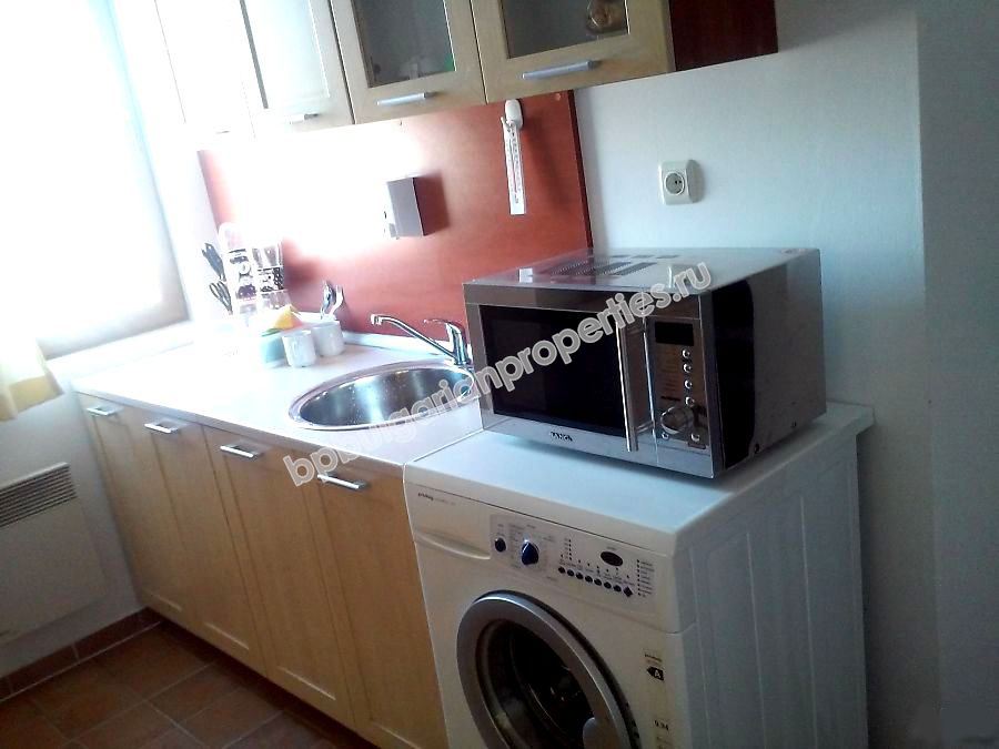 Меблированная однокомнатная квартира-студия на продажу в лыжном курорте Банско