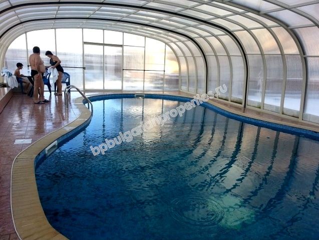 Меблированная однокомнатная квартира-студия на продажу в лыжном курорте Банско