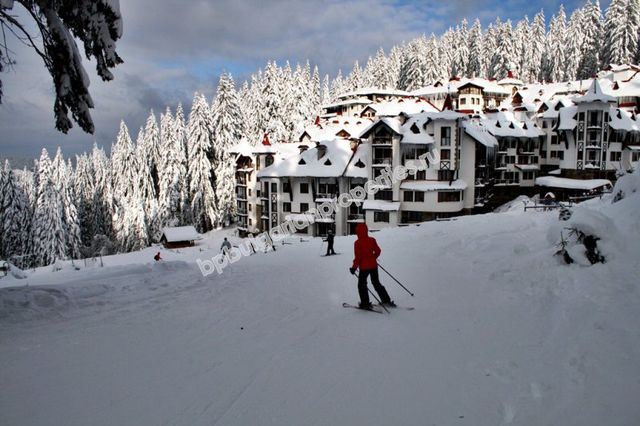 Двухкомнатная квартира на продажу в комплексе в горнолыжном курорте Пампорово