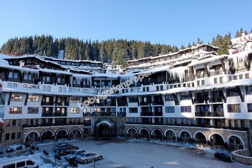 Шикарная двухкомнатная меблированная квартира на продажу в горнолыжном курорте Пампорово