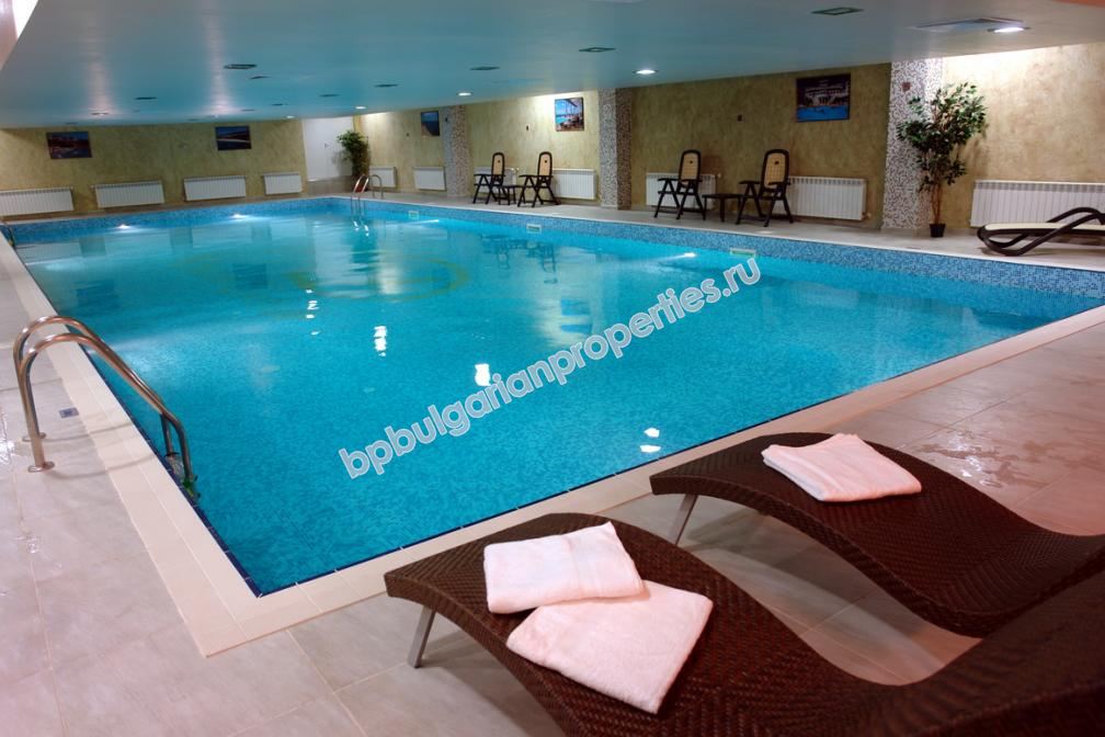 Шикарная двухкомнатная меблированная квартира на продажу в горнолыжном курорте Пампорово