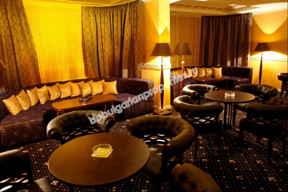 Шикарная двухкомнатная меблированная квартира на продажу в горнолыжном курорте Пампорово