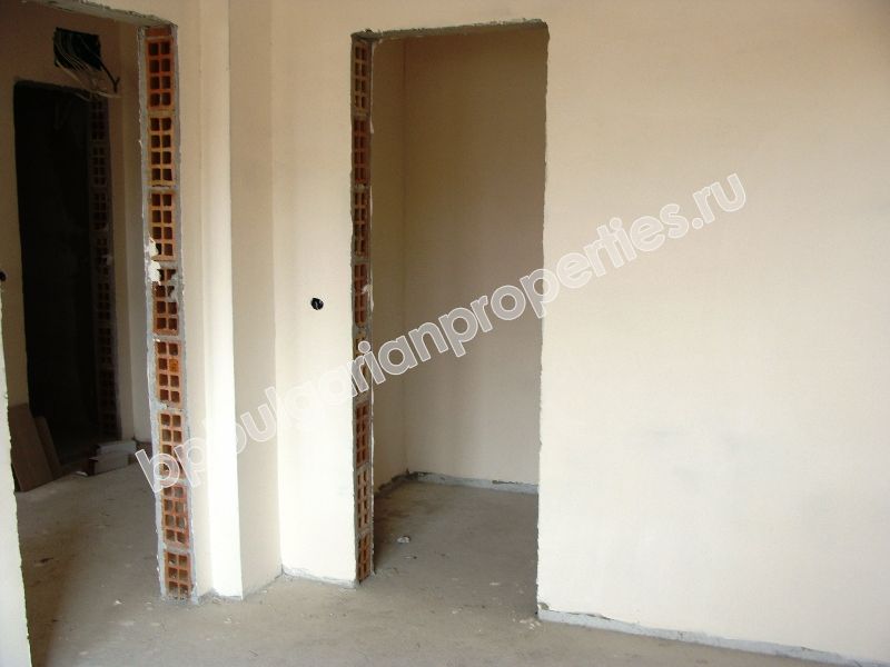 Двухкомнатная квартира на продажу в новом здании в квартале Сарафово