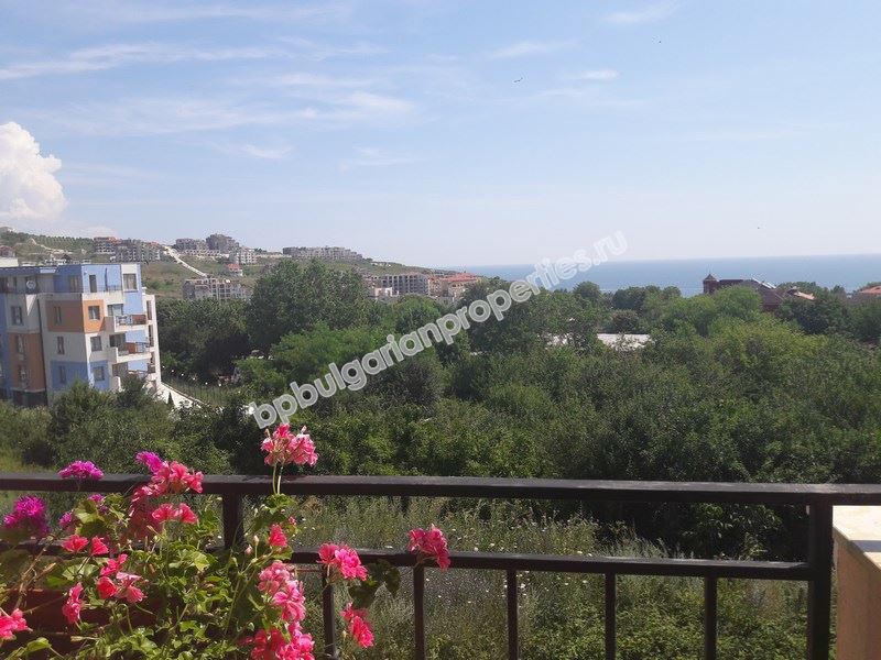 Меблированная квартира с видом на море в центральной части Бяла