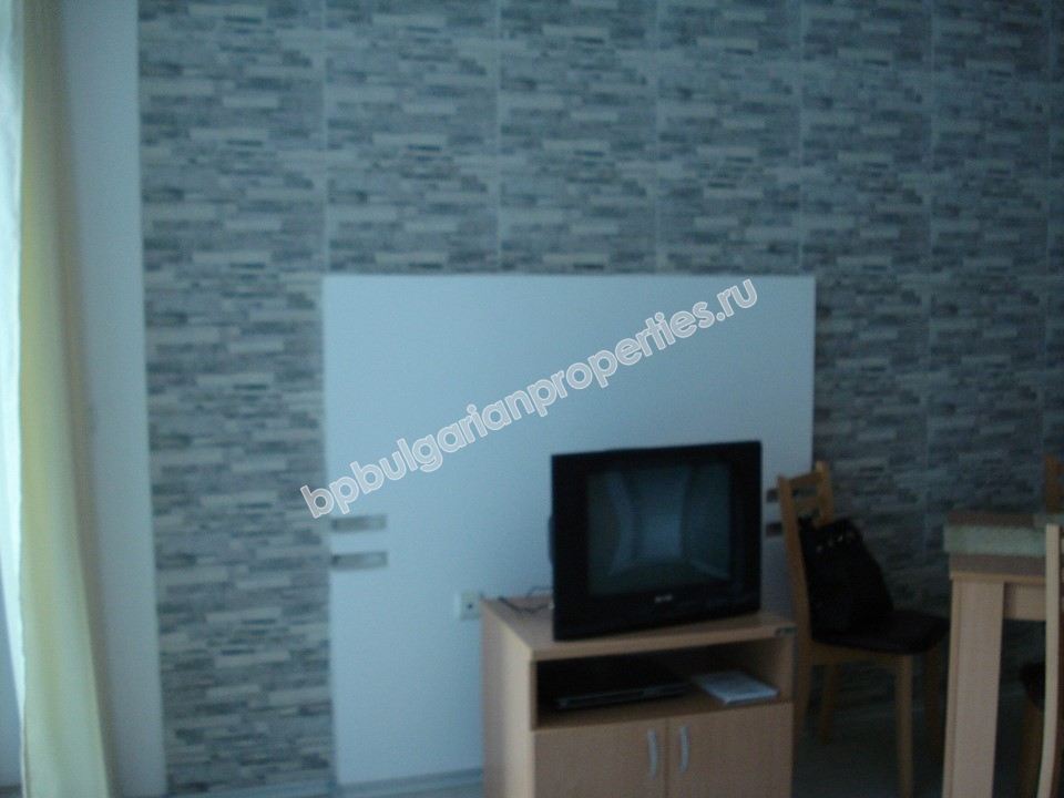 Двухкомнатная квартира с одной спальней в центре курорта Солнечный берег