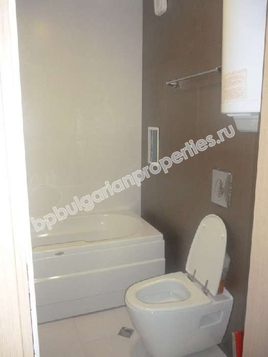 Двухкомнатная квартира с одной спальней в центре курорта Солнечный берег