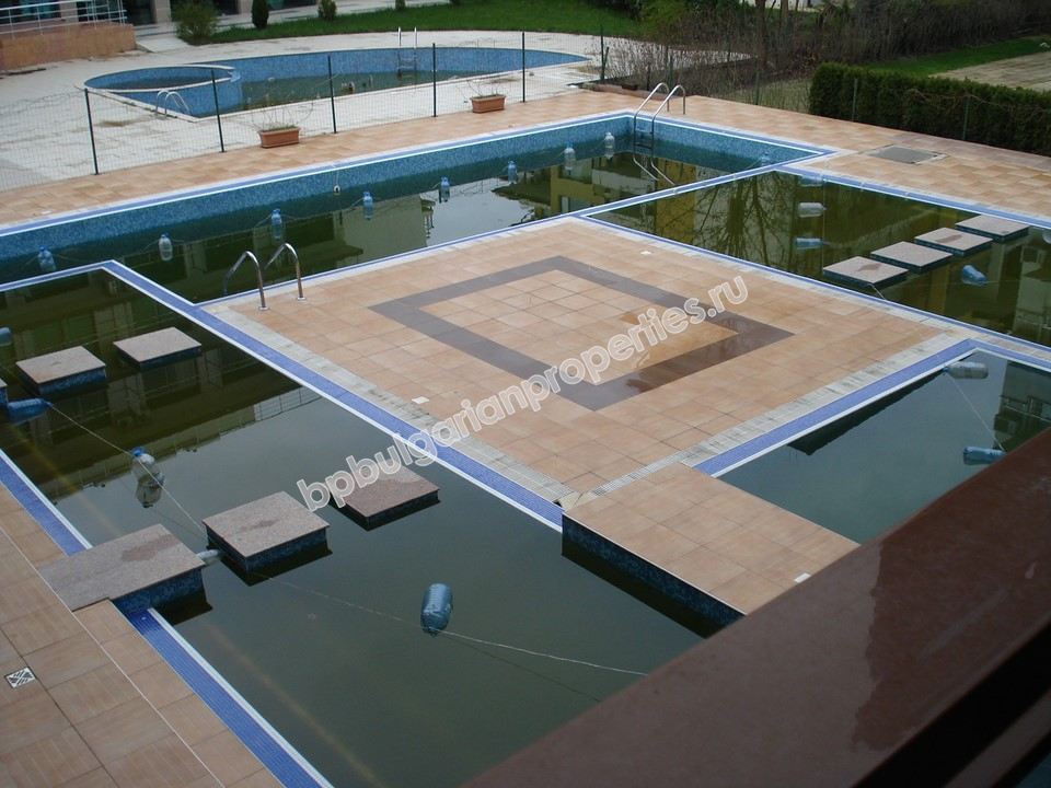 Двухкомнатная квартира с одной спальней в центре курорта Солнечный берег