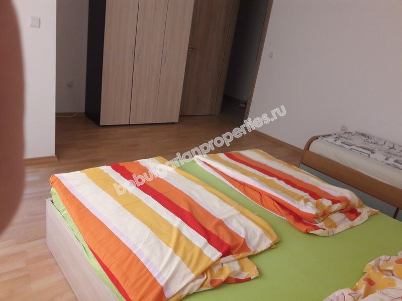 Большая меблированная квартира с видом на море для ПМЖ  в курорте Бяла