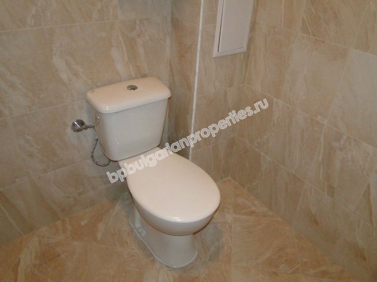 Новая однокомнатная квартира-студия на продажу близко к пляжу в курорте Бяла