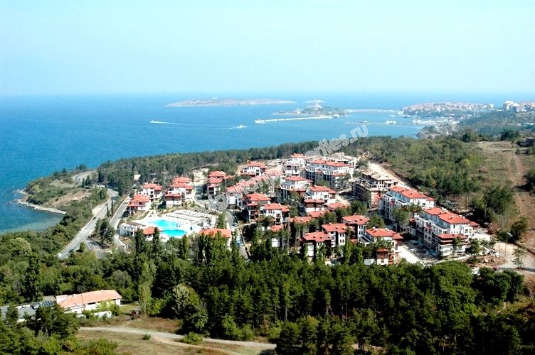 Меблированная двухкомнатная квартира на продажу в городе Созополь