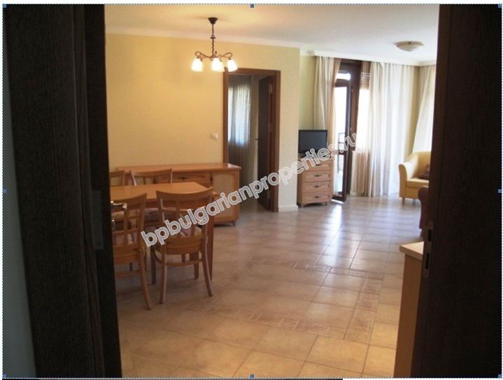 Меблированная двухкомнатная квартира на продажу в городе Созополь