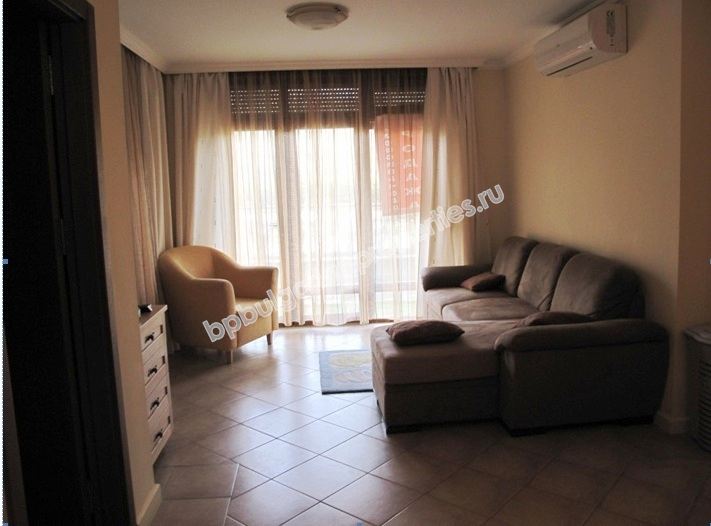 Меблированная двухкомнатная квартира на продажу в городе Созополь