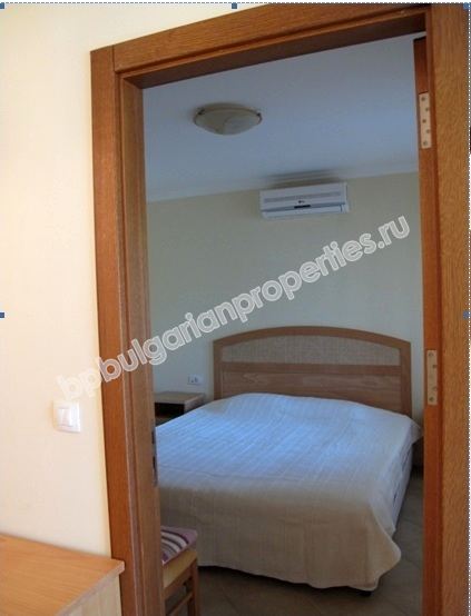 Меблированная двухкомнатная квартира на продажу в городе Созополь