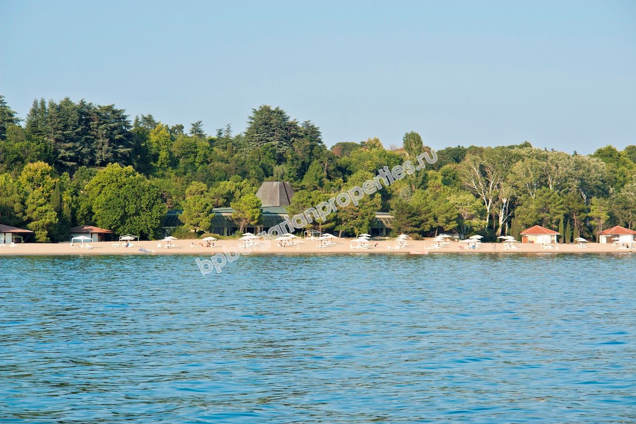 Квартиры в закрытом жилом комплексе близко от моря, Евксиноград