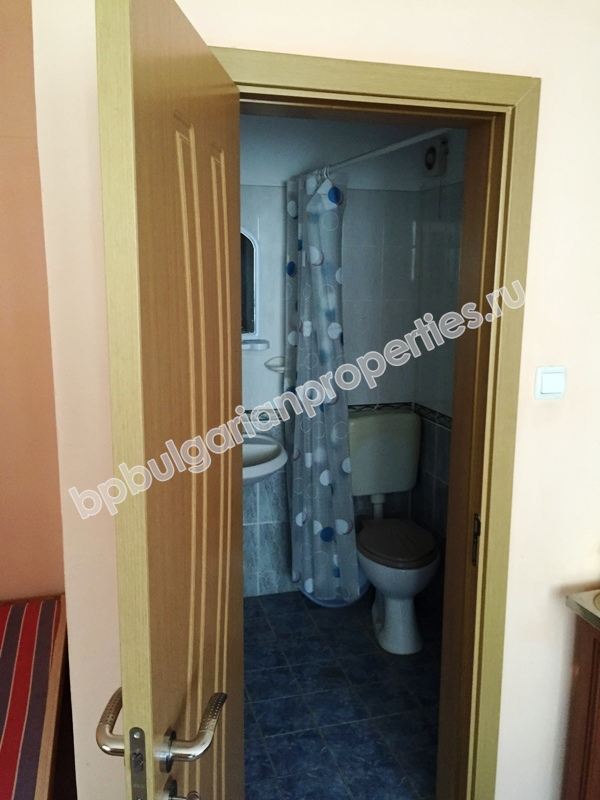 5-спальная меблированная квартира на продажу на второй линии от моря в курорте Равда