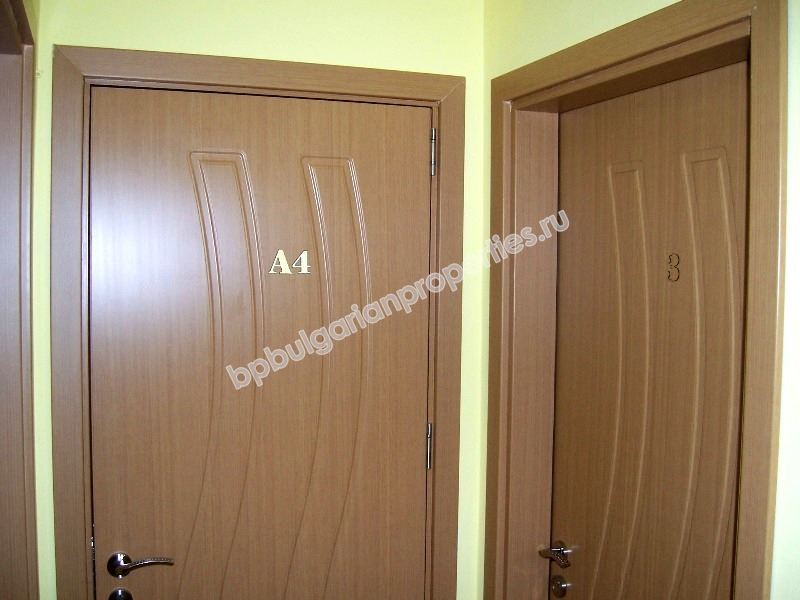 5-спальная меблированная квартира на продажу на второй линии от моря в курорте Равда