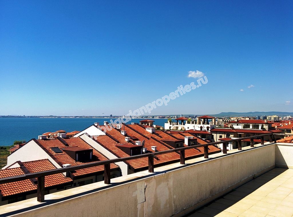 Однокомнатная меблираванная квартира-студия близко к морю на продажу в курорте Святой Влас Однокомнатная меблираванная квартира-студия близко к морю на продажу в курорте Святой Влас