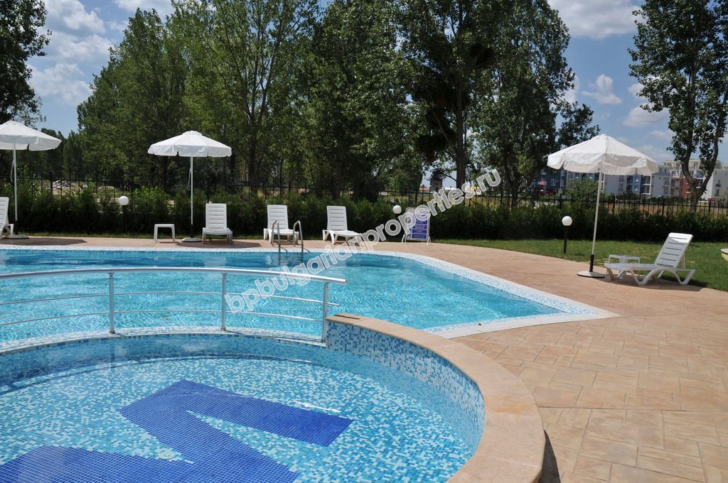 Меблированная студия близко к пляже на продажу в курорте Солнечный Берег