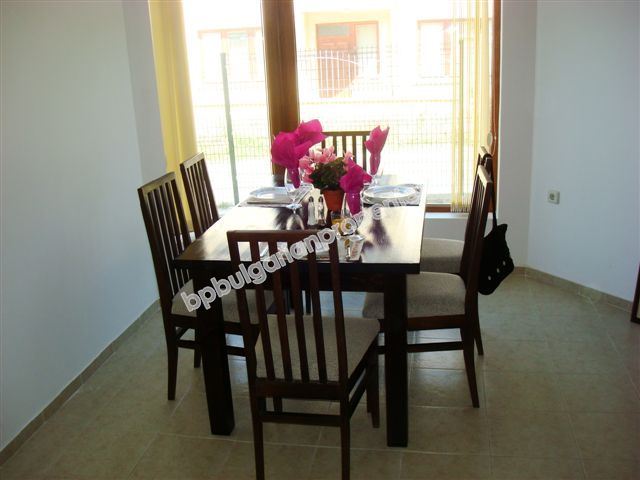 Двухэтажный меблированный дом на продажу близко к курорту Солнечный Берег