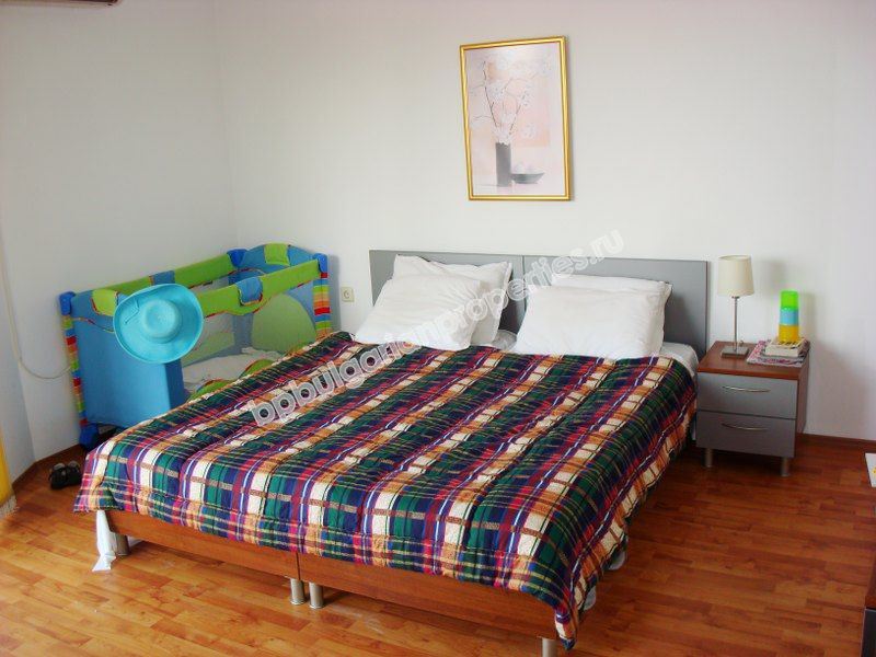 Двухэтажный меблированный дом на продажу близко к курорту Солнечный Берег