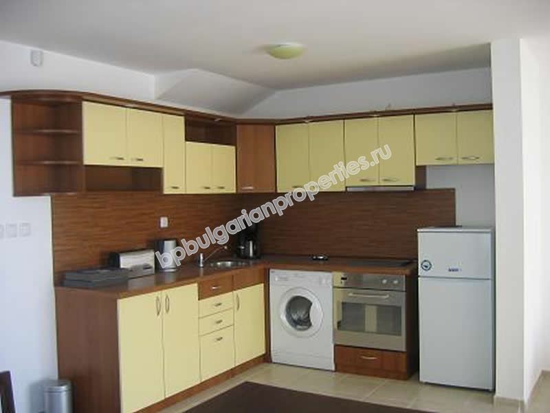 Двухэтажный меблированный дом на продажу близко к курорту Солнечный Берег